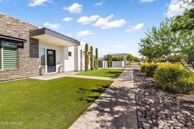 37239 N 11TH Avenue, Phoenix, AZ 85086
