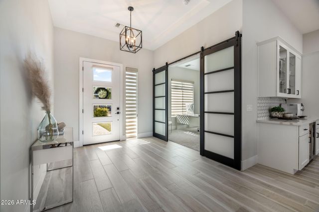 37239 N 11TH Avenue, Phoenix, AZ 85086