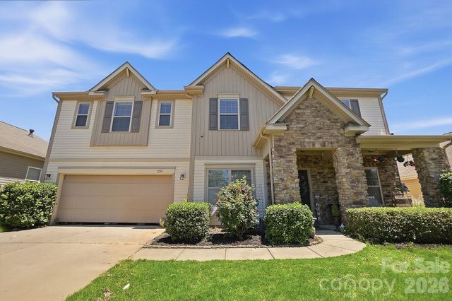1231 Tranquil Falls Lane, Matthews, NC 28104