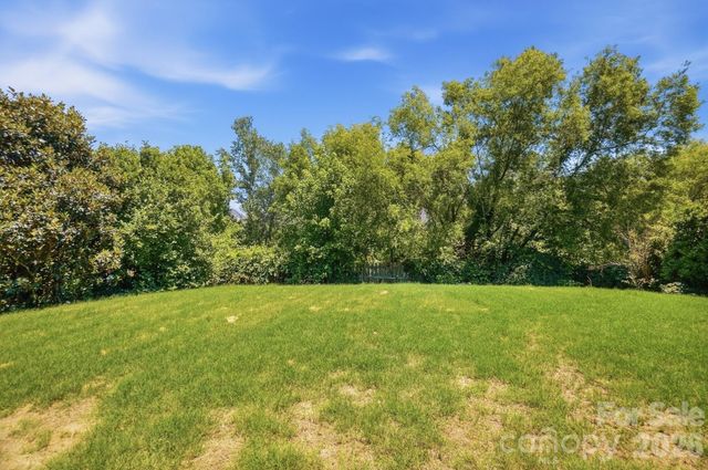 1231 Tranquil Falls Lane, Matthews, NC 28104