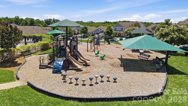 1231 Tranquil Falls Lane, Matthews, NC 28104