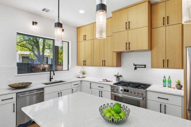 2303 Westworth CIR, Austin, TX 78704