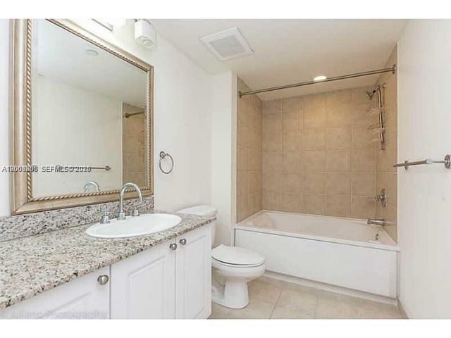 19501 W Country Club Drive 2205, Aventura, FL 33180