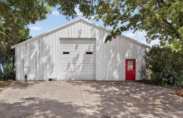 116 E Fork Road, Sunnyvale, TX 75182
