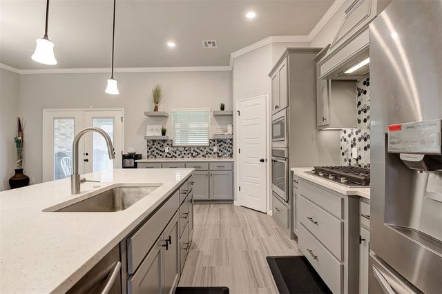 4228 NW 156th Terrace, Edmond, OK 73013