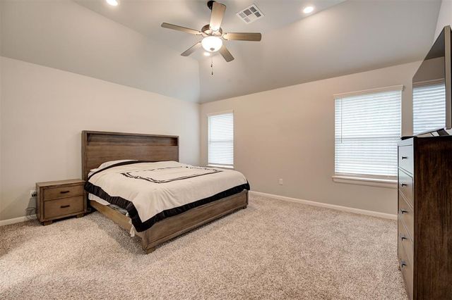 4228 NW 156th Terrace, Edmond, OK 73013