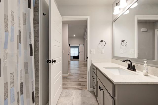 4228 NW 156th Terrace, Edmond, OK 73013