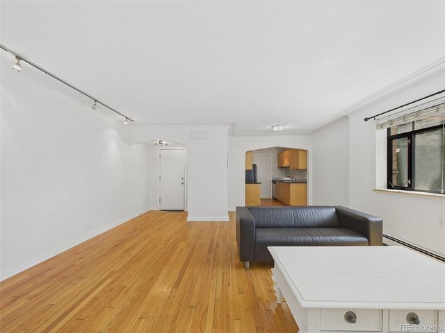 636 N Washington Street 205, Denver, CO 80203