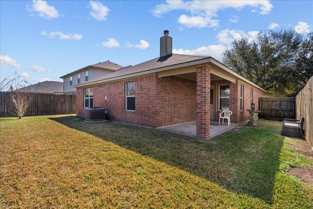 8004 Fallen Oak Lane, Texas City, TX 77591