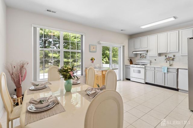 1203 Yarrow Circle, South Brunswick, NJ 08810