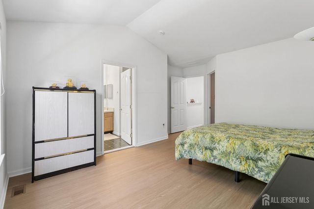 1203 Yarrow Circle, South Brunswick, NJ 08810