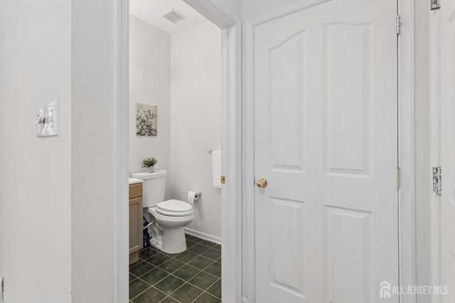 1203 Yarrow Circle, South Brunswick, NJ 08810