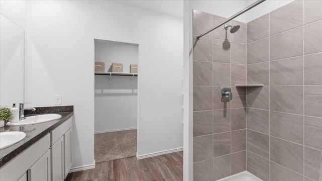 12818 Sunny Pass, Willis, TX 77318