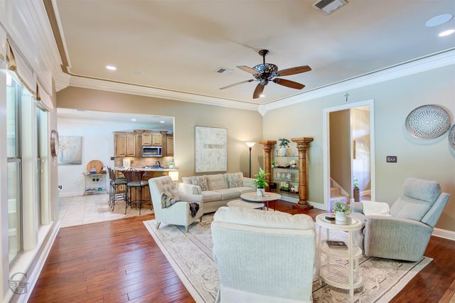 9982 Loveland Court, Shreveport, LA 71106