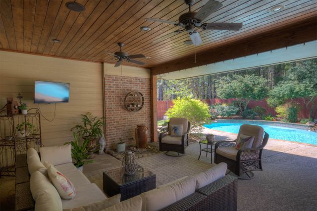 9982 Loveland Court, Shreveport, LA 71106