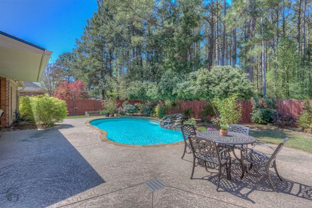 9982 Loveland Court, Shreveport, LA 71106