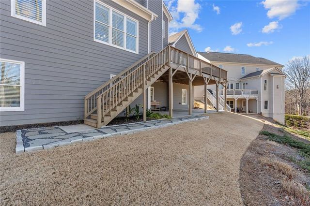 1381 Kings Park Drive, Kennesaw, GA 30152