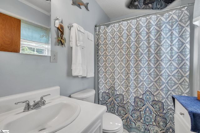 4 Merry Dale Lane, Greenville, SC 29617