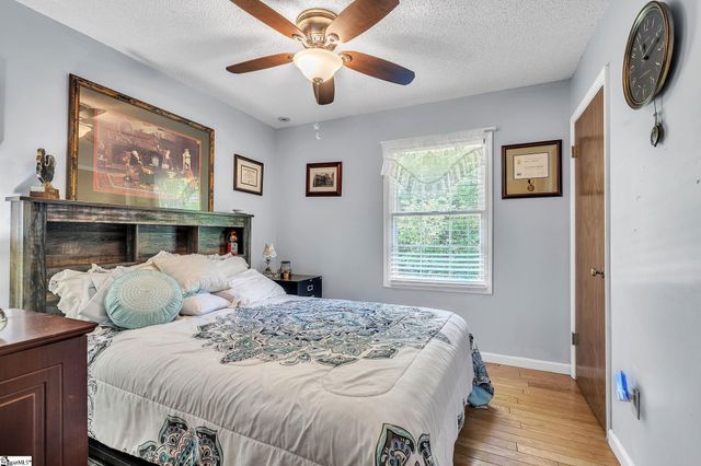4 Merry Dale Lane, Greenville, SC 29617