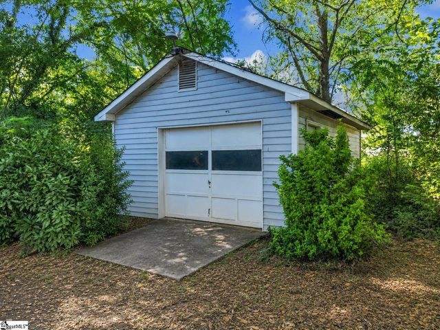 4 Merry Dale Lane, Greenville, SC 29617