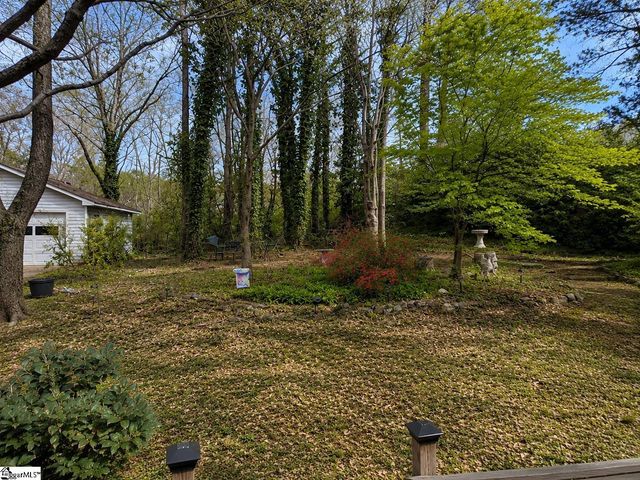 4 Merry Dale Lane, Greenville, SC 29617