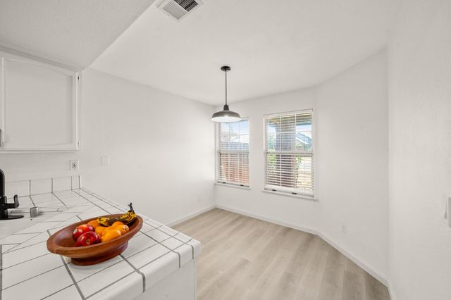 9123 Colonsay Way, Sacramento, CA 95829