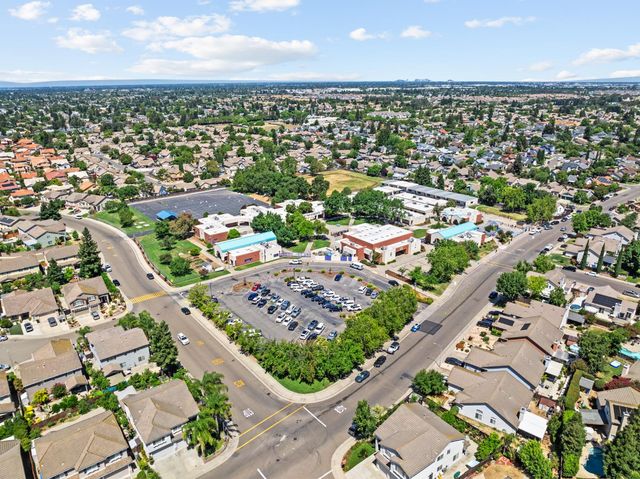 9123 Colonsay Way, Sacramento, CA 95829