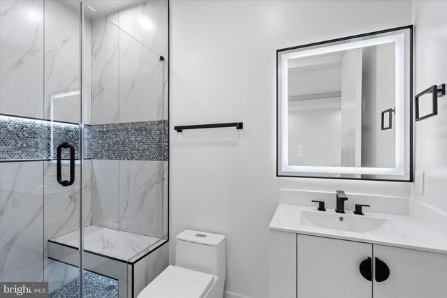 4609 WILLOW RUN DR, Annandale, VA 22003