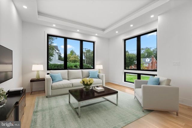 4609 WILLOW RUN DR, Annandale, VA 22003