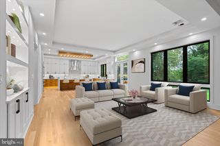 4609 WILLOW RUN DR, Annandale, VA 22003