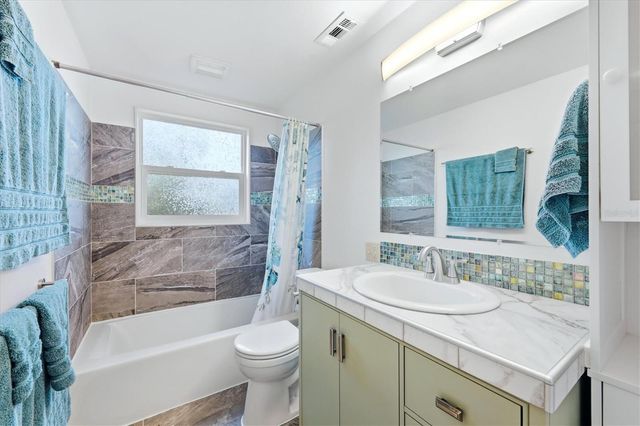 425 DRIFTWOOD ROAD, Venice, FL 34293