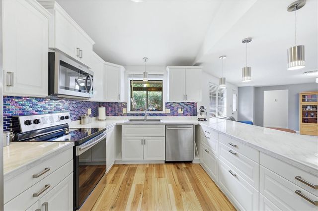 425 DRIFTWOOD ROAD, Venice, FL 34293