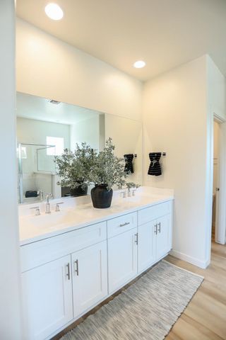 6533 N 15th Avenue, Phoenix, AZ 85015