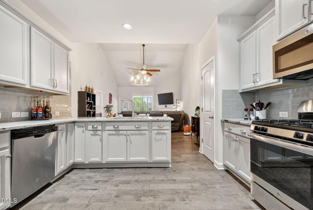 112 Radcliffe Court, Clayton, NC 27527