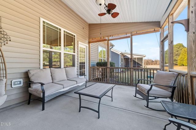 112 Radcliffe Court, Clayton, NC 27527