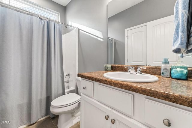 112 Radcliffe Court, Clayton, NC 27527