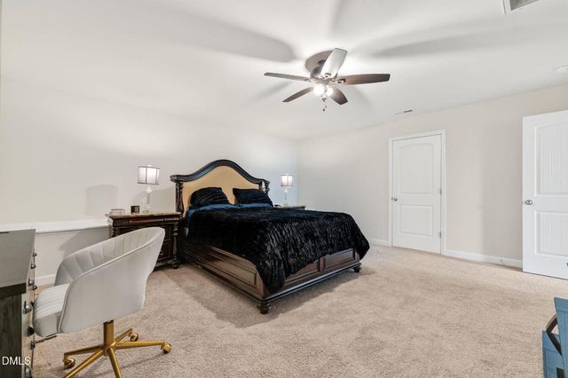 112 Radcliffe Court, Clayton, NC 27527