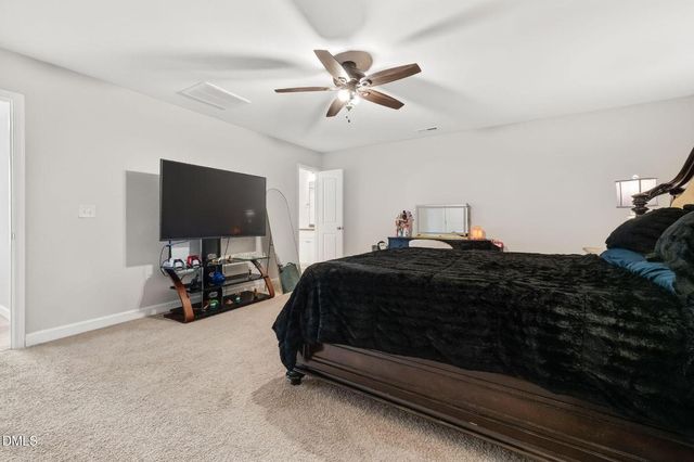 112 Radcliffe Court, Clayton, NC 27527