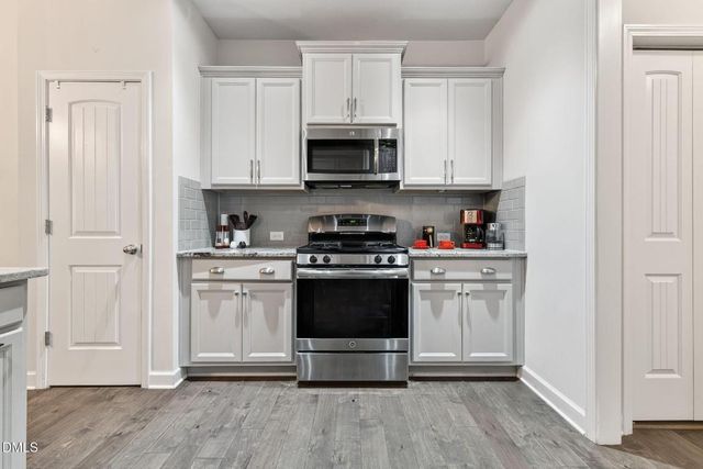 112 Radcliffe Court, Clayton, NC 27527