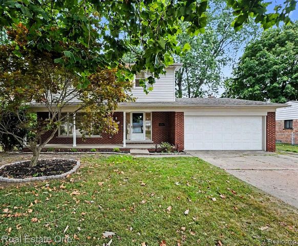 15562 Levan Road, Livonia, MI 48154