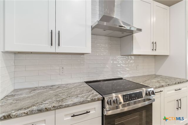 19 Summertime Circle, Wimberley, TX 78676