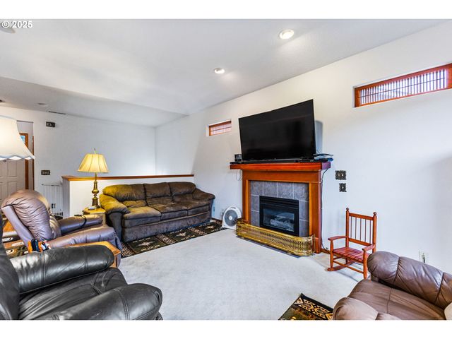 4060 MANDY Ave, Salem, OR 97302