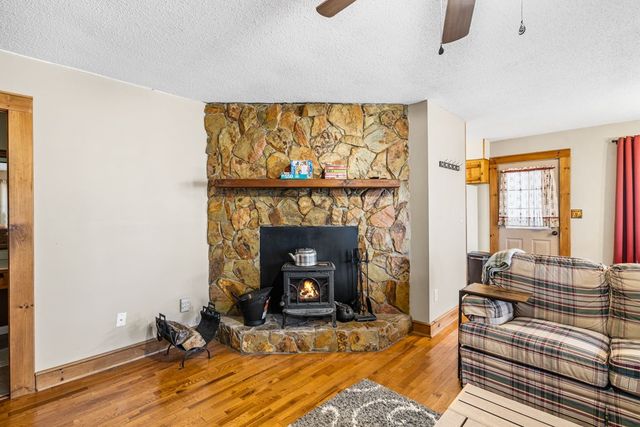 95 Laurel Cove Terrace, Murphy, NC 28906