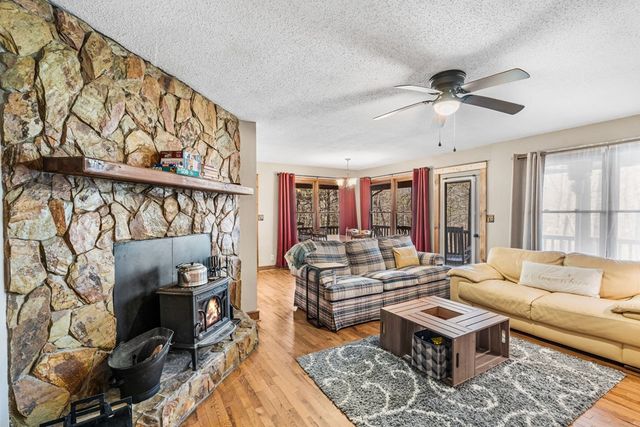 95 Laurel Cove Terrace, Murphy, NC 28906