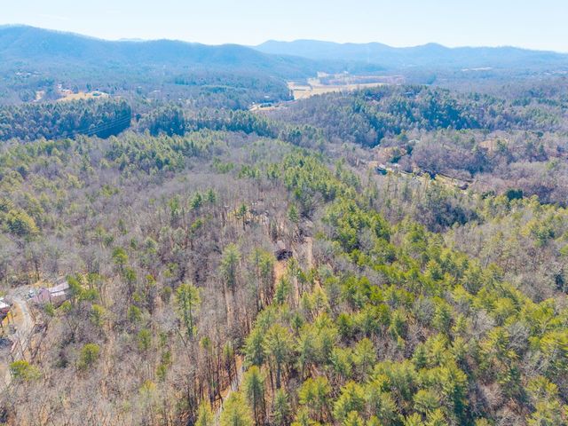 95 Laurel Cove Terrace, Murphy, NC 28906