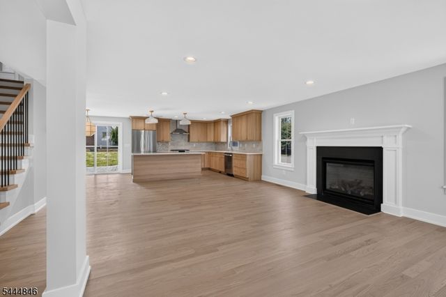 2240 Evergreen Ave, Scotch Plains Twp., NJ 07076