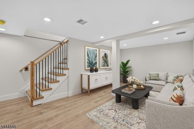 2240 Evergreen Ave, Scotch Plains Twp., NJ 07076