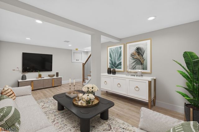 2240 Evergreen Ave, Scotch Plains Twp., NJ 07076
