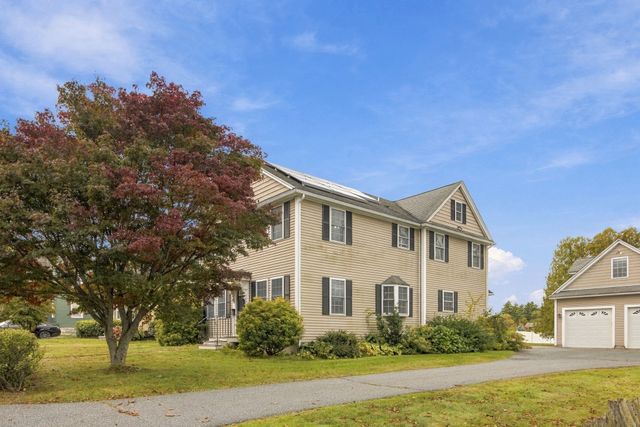 80 Grove St, Hopkinton, MA 01748