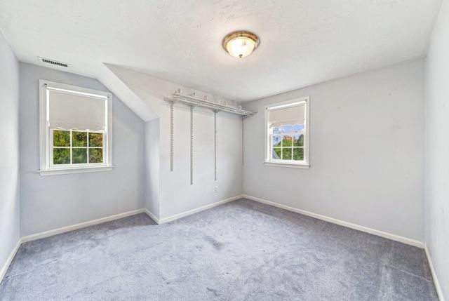 80 Grove St, Hopkinton, MA 01748